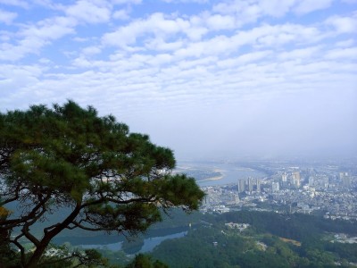 广州桂平西山：壮乡奇景，美食文化，历史遗迹